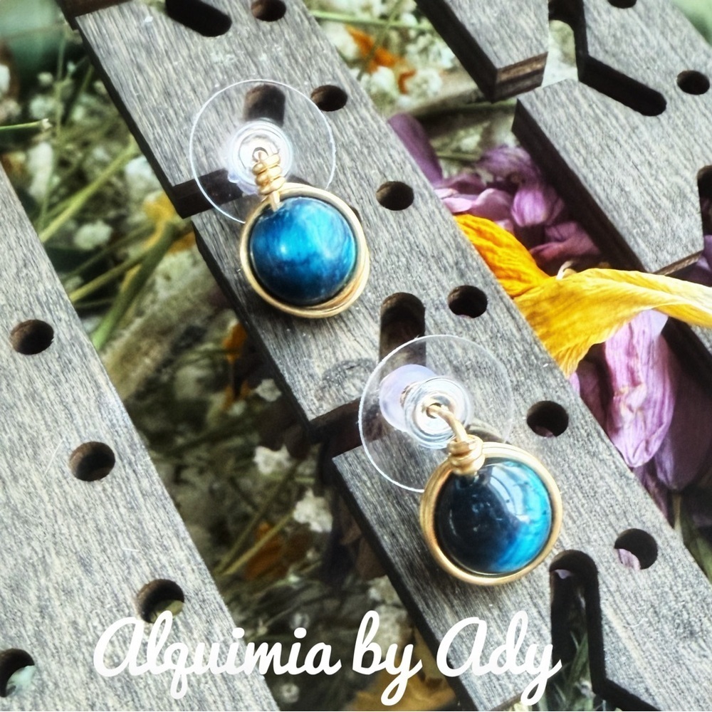 Blue tigers eye Stud earrings gold steel